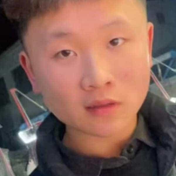 22岁岁河南单身帅哥 - 安顺吉缘网