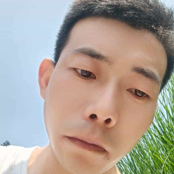 31岁岁陕西单身帅哥 - 安顺吉缘网
